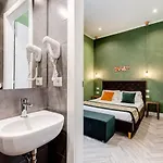 Ripetta Deluxe 4*