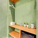 Ripetta Deluxe